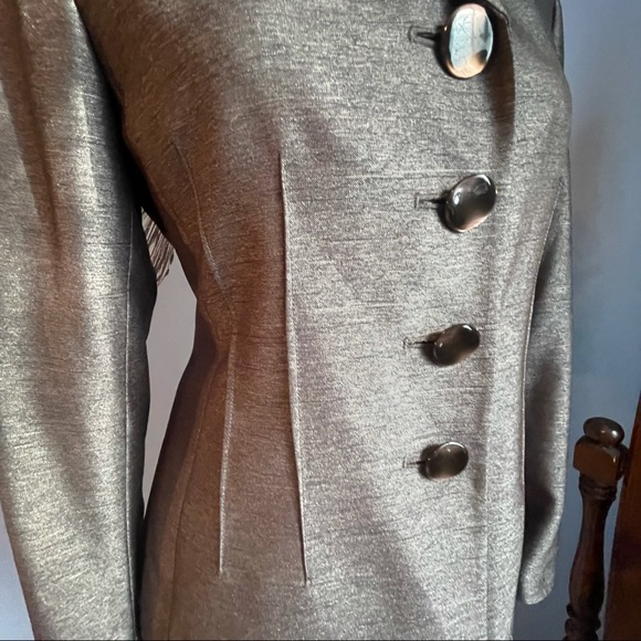 Kasper size 4.  Brown with gold hints of color pant suit * business suit - Picture 3 of 14
